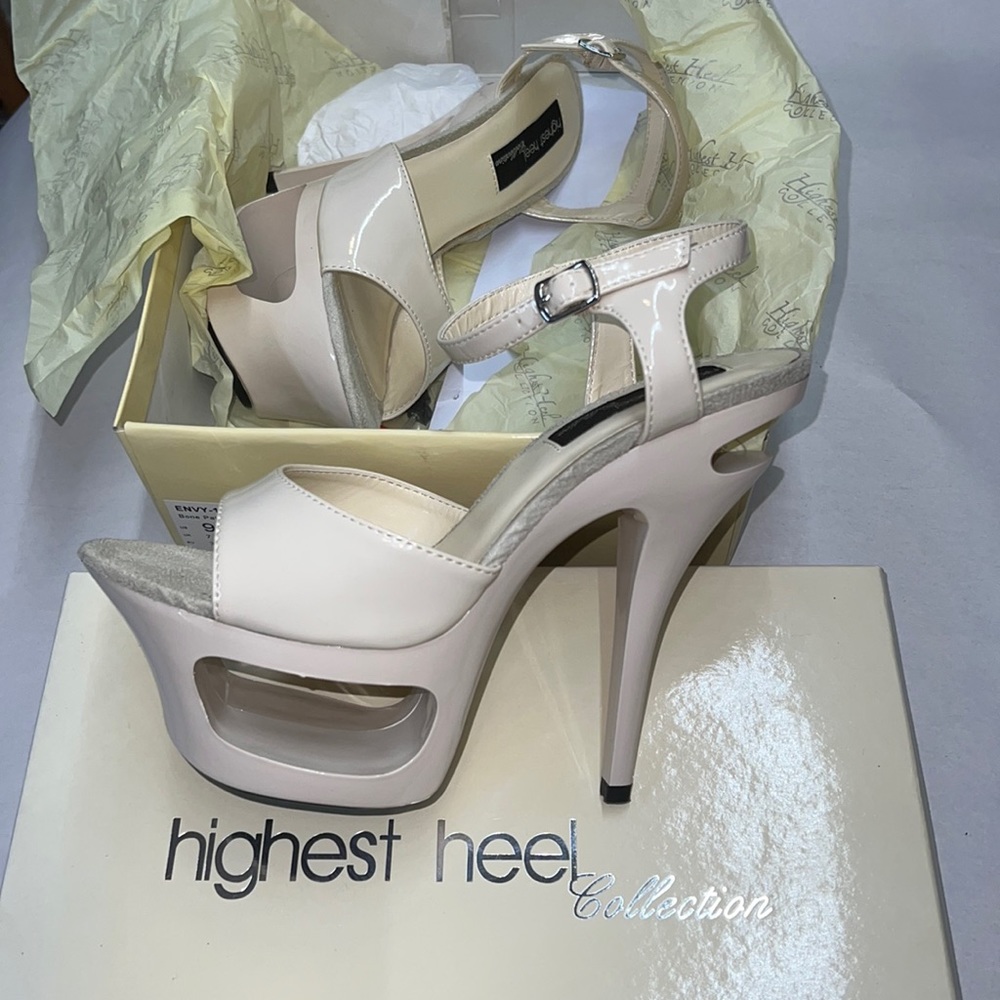 Woman’s Highest heel collection, platform sandals size 9, medium bone patent PU